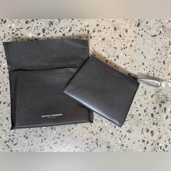 Narciso Rodriquez black wristlet clutch with dust bag - Picture 2 of 7